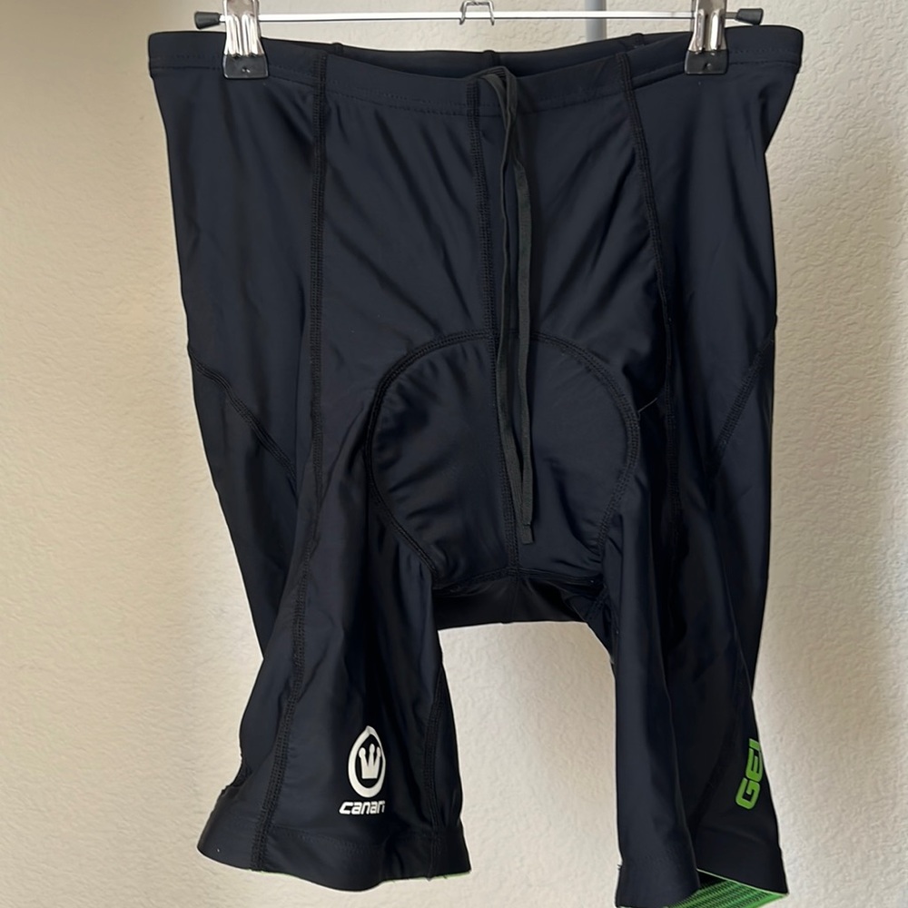 Canari Mens L padded biking shorts